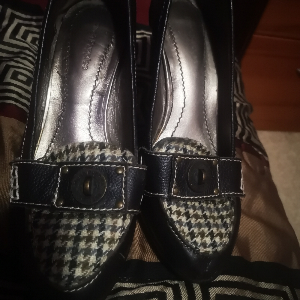 Hushpuppy size 7.5